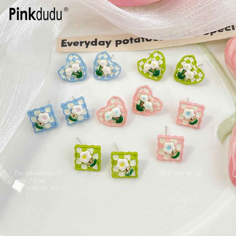 Pinkdudu модные 3 цвета эмалированные серьги-гвоздики с цветком милые милые квадратные геометрические серьги с любовью для женщин ювелирные изделия PD1465
Pinkdudu модные 3 цвета эмалированные серьги-гвоздики с цветком милые милые квадратные геометрические серьги с любовью для женщин ювелирные изделия PD1465