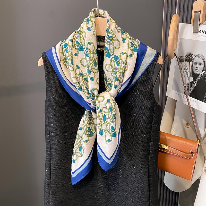 Retro Prints Large Scarf with Sunscreen Shawl Multi-functional Scarf Neck Fashionable Scarf Spring Autumn Summer 90*90cm
Retro Prints Large Scarf with Sunscreen Shawl Multi-functional Scarf Neck Fashionable Scarf Spring Autumn Summer 90*90cm