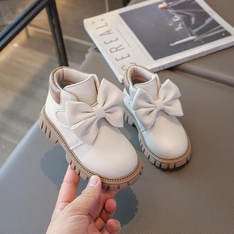 Autumn Children s Ankle Boots Girls Bow-knot Princess Shoes Sweet Kids Boots Non Slip Comfort Casual Toddler Boots 21-30 21
Autumn Children s Ankle Boots Girls Bow-knot Princess Shoes Sweet Kids Boots Non Slip Comfort Casual Toddler Boots 21-30 21