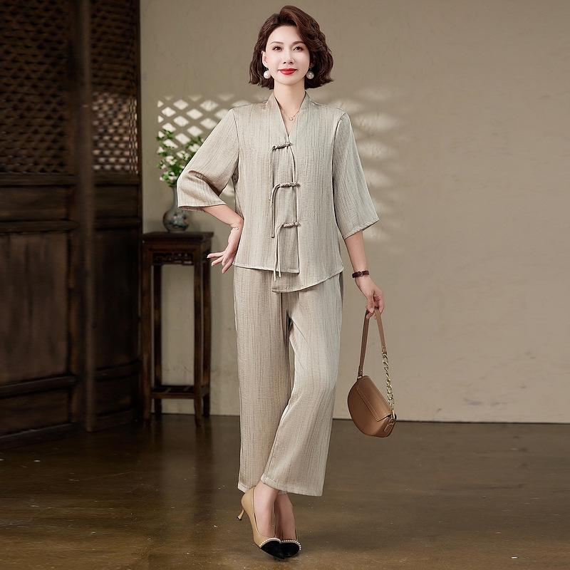2026 Summer New Chinese Style Fashionable Two-Piece Blouse Set for Women Over 50 XL (80-95 jin)
2026 Summer New Chinese Style Fashionable Two-Piece Blouse Set for Women Over 50 XL (80-95 jin)