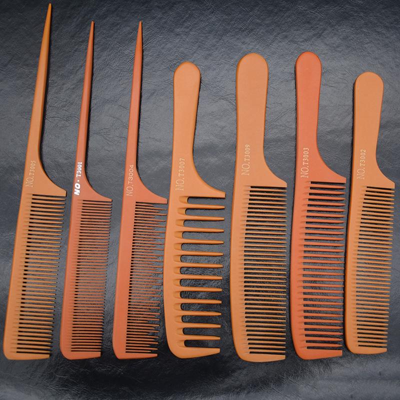 Thickened Bakelite Hairdressing Comb - Durable, High-Temperature Resistant, and Nourishing.
Thickened Bakelite Hairdressing Comb - Durable, High-Temperature Resistant, and Nourishing.