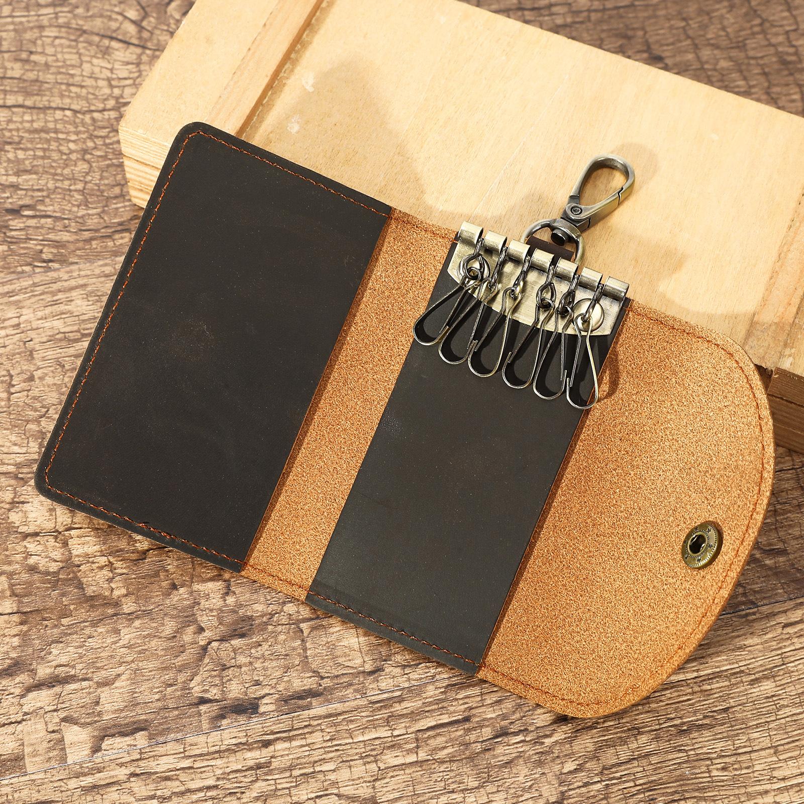 В комплект входит компактный и портативный чехол для ключей от машины и сумка для хранения ключей One Size темный кофе
В комплект входит компактный и портативный чехол для ключей от машины и сумка для хранения ключей One Size темный кофе