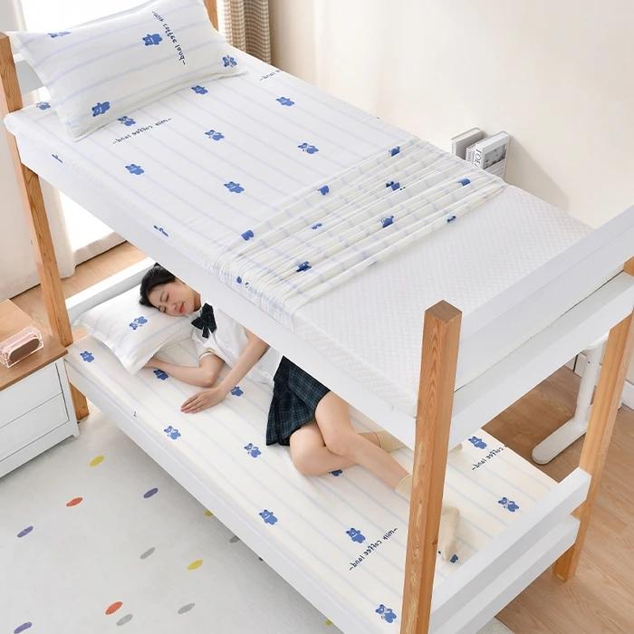 2025 новый печатный наматрасник для студенческого матраса из хлопка и бархата, наматрасник для общежития 80x190cm 1pcs
2025 новый печатный наматрасник для студенческого матраса из хлопка и бархата, наматрасник для общежития 80x190cm 1pcs