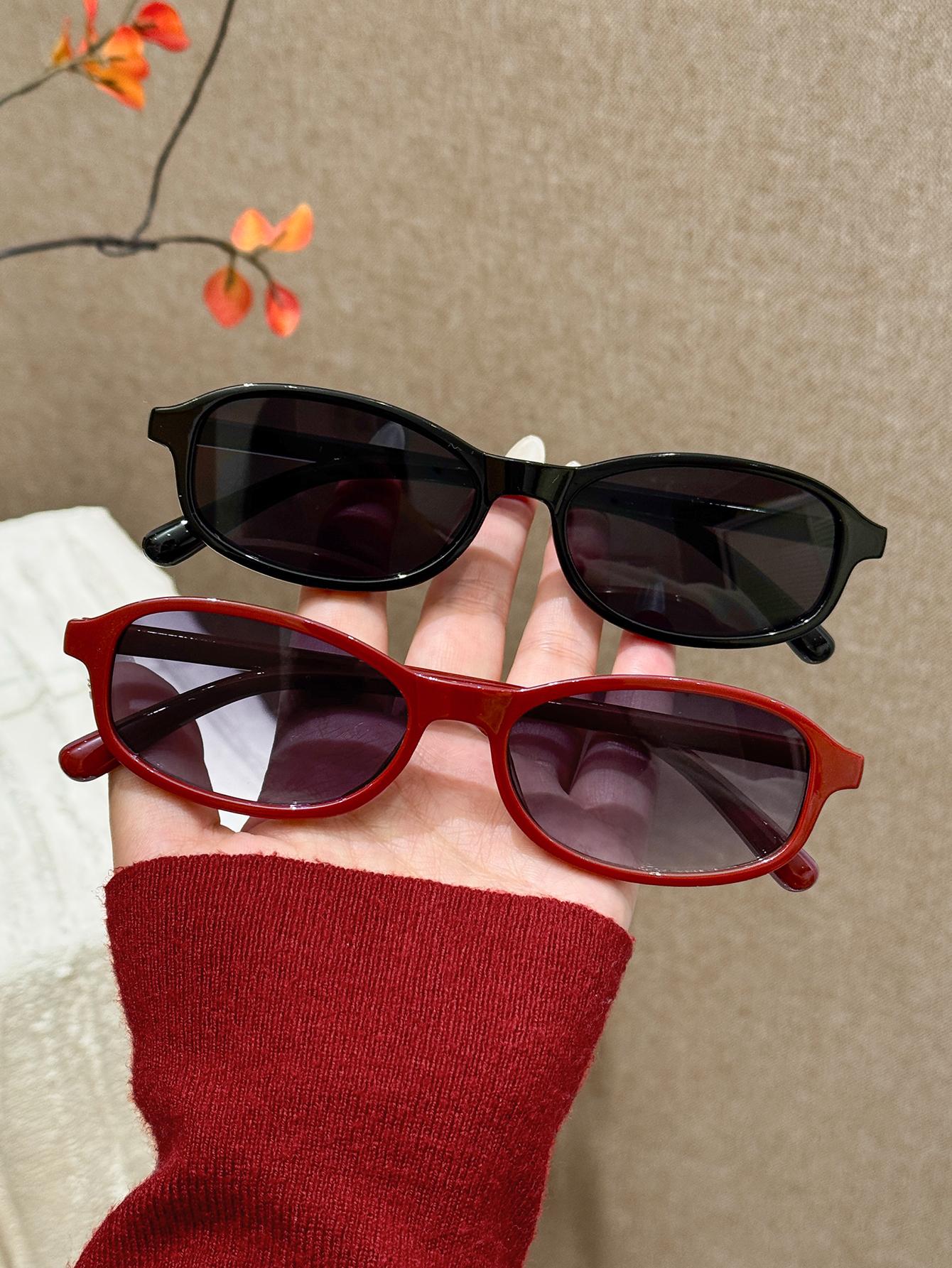 2Pcs/3Pcs Women s Fashion Sunglasses Set with Cat-Eye Design to Enhance Face Shape, Perfect for Summer Beach Photos
2Pcs/3Pcs Women s Fashion Sunglasses Set with Cat-Eye Design to Enhance Face Shape, Perfect for Summer Beach Photos