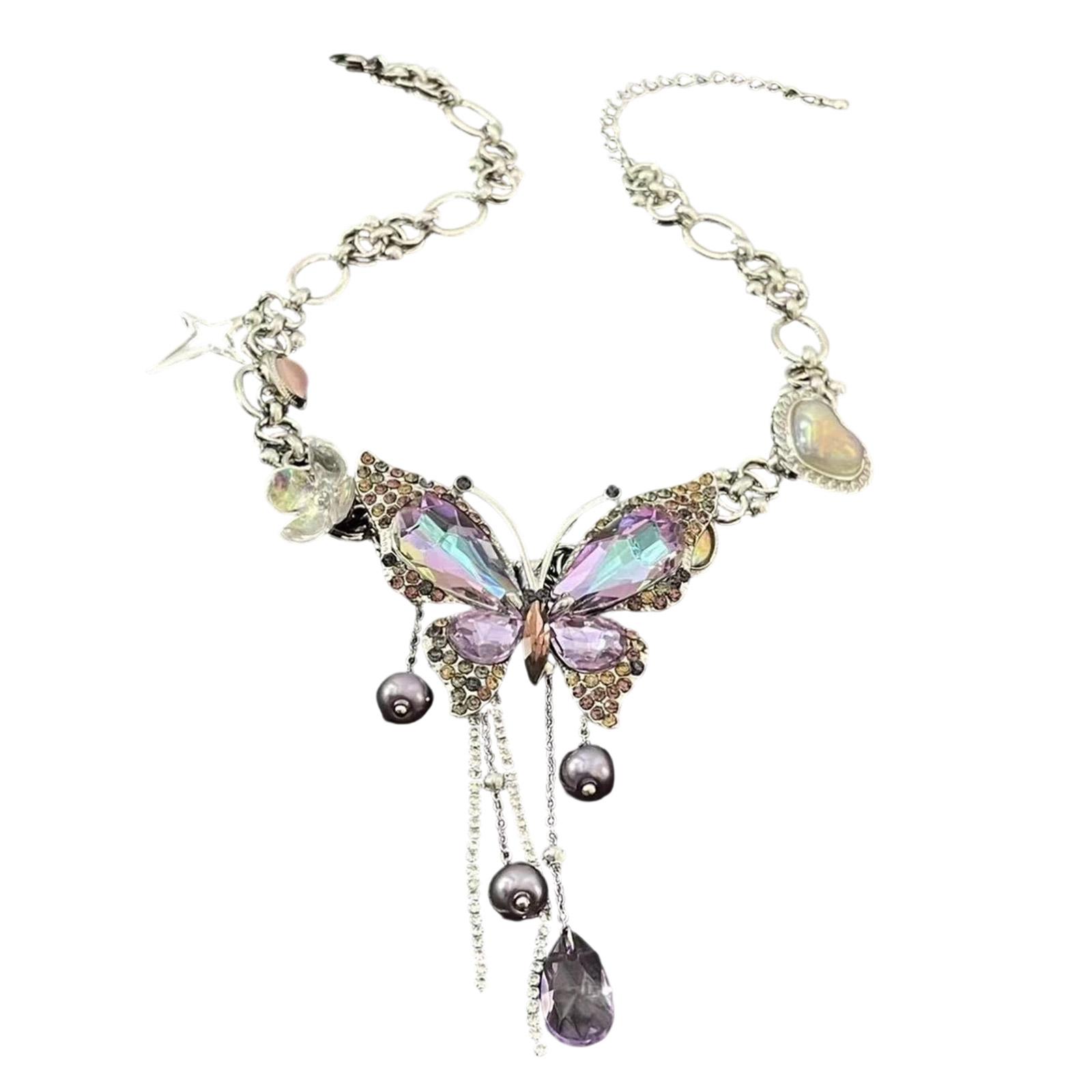 Dazzling Allover Crystal Butterfly Love Charm Necklace Moving Fringe Detailing Clavicle Chain Adjustable Neckchain
Dazzling Allover Crystal Butterfly Love Charm Necklace Moving Fringe Detailing Clavicle Chain Adjustable Neckchain