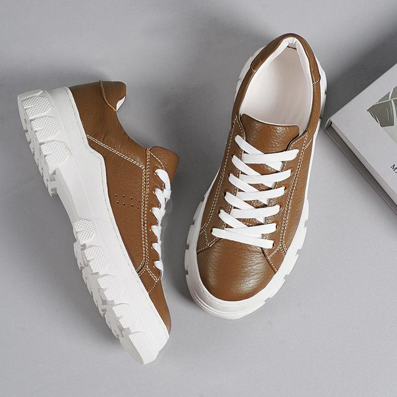 new first-layer real cowhide fashion casual shoes flat-bottomed versatile sports shoes versatile temperament little white women s shoes 40 коричневий
new first-layer real cowhide fashion casual shoes flat-bottomed versatile sports shoes versatile temperament little white women s shoes 40 коричневий