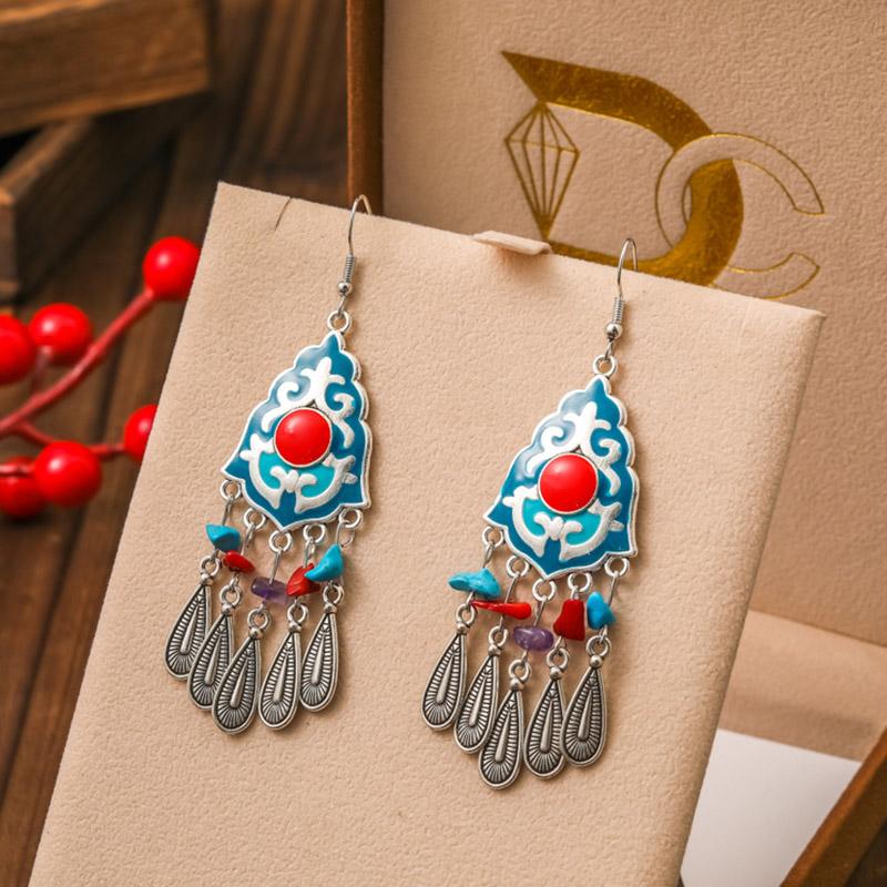 New Ethnic Irregular Natural Stone Metal Water Drop Earrings for Women Vintage Drop Oil Pattern Silver Color Earring Jewelry разноцветный
New Ethnic Irregular Natural Stone Metal Water Drop Earrings for Women Vintage Drop Oil Pattern Silver Color Earring Jewelry разноцветный