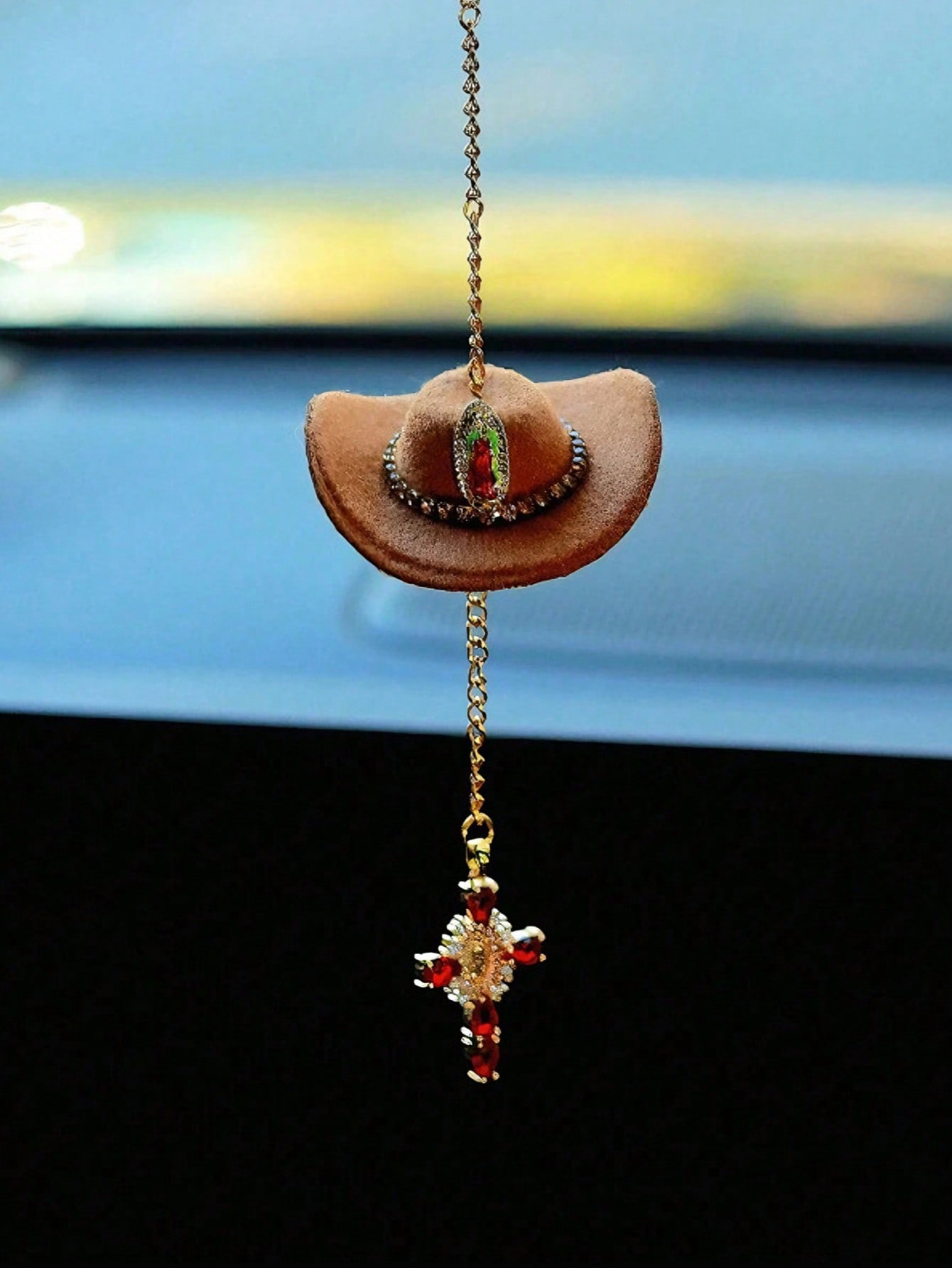Cowboy Hat Car Rearview Mirror Hanging Ornament with Crystal Cross - Western Style Decor, Cute Felt Mini Hat for Car Interior
Cowboy Hat Car Rearview Mirror Hanging Ornament with Crystal Cross - Western Style Decor, Cute Felt Mini Hat for Car Interior