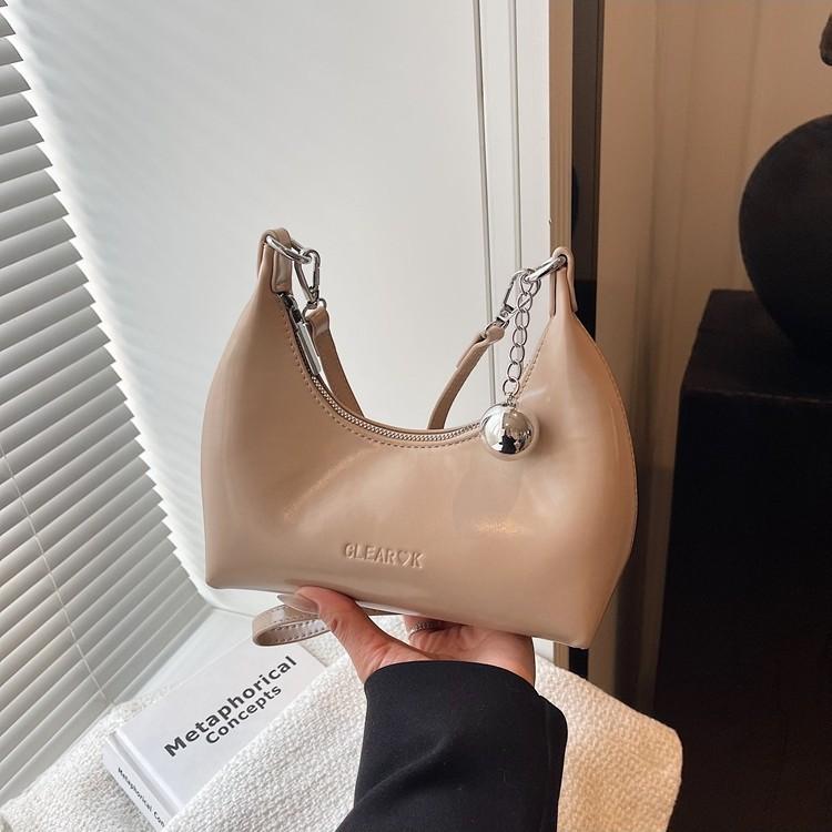 Niche bags women s spring and summer new fashion messenger bags women s high-end portable dumpling bags чёрный
Niche bags women s spring and summer new fashion messenger bags women s high-end portable dumpling bags чёрный