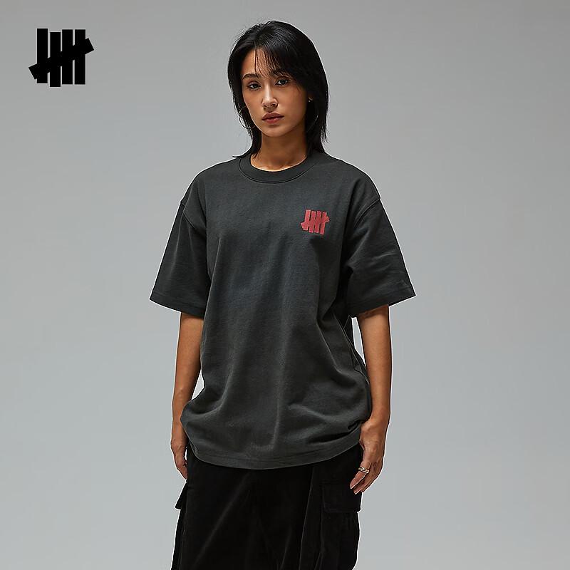 UNDEFEATED RIDING WILD Year of the Horse Capsule Heavyweight T-Shirt M
UNDEFEATED RIDING WILD Year of the Horse Capsule Heavyweight T-Shirt M