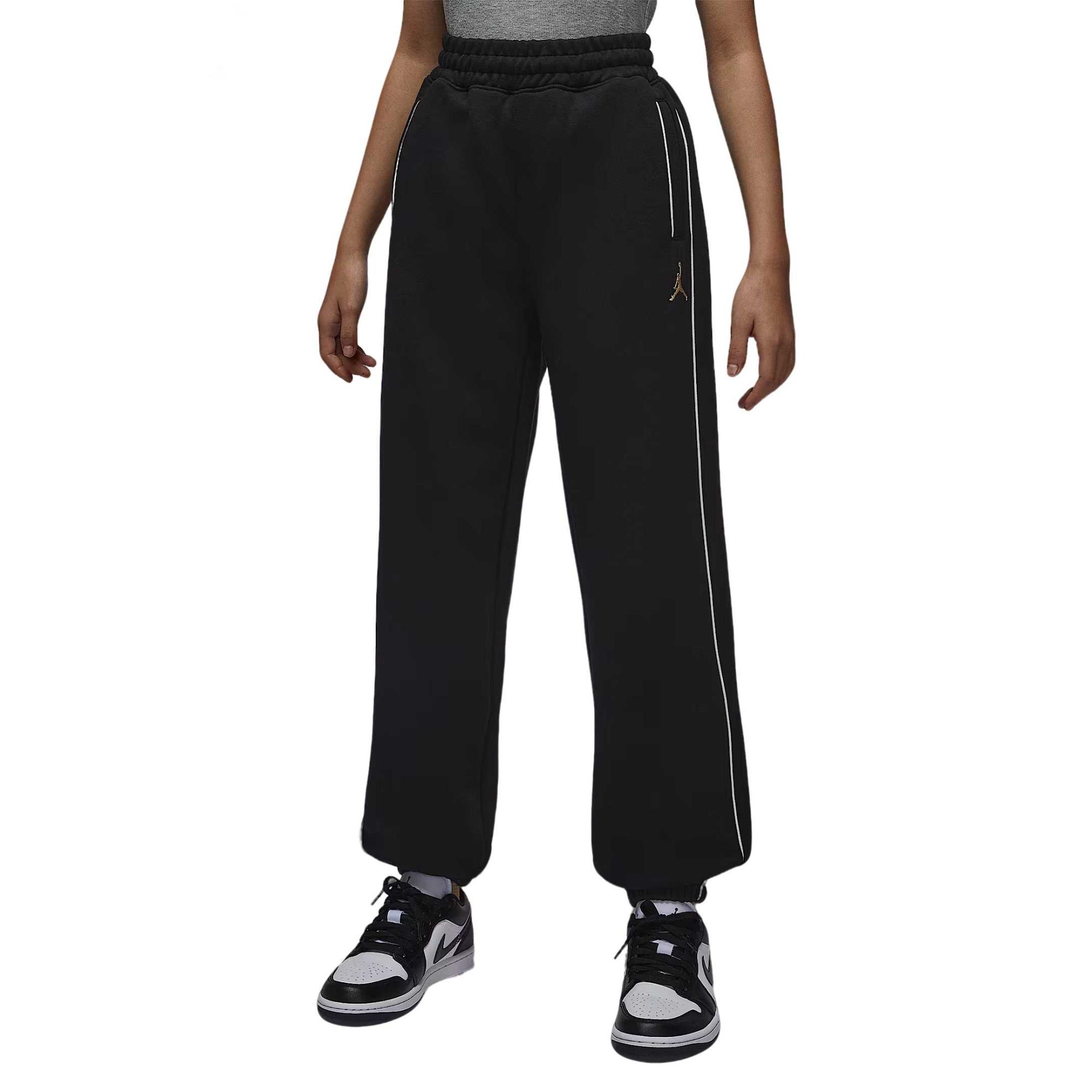 Jordan Kids Knit Sports Pants New Year Classic Drawstring Stripes Kids bottoms IR8008-010 L
Jordan Kids Knit Sports Pants New Year Classic Drawstring Stripes Kids bottoms IR8008-010 L