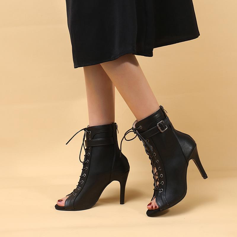 Summer new women s sandals stiletto high-heeled fish mouth open-toe lace-up buckle cool boots European and American fashion large-size cool boots wome 35 чёрный
Summer new women s sandals stiletto high-heeled fish mouth open-toe lace-up buckle cool boots European and American fashion large-size cool boots wome 35 чёрный