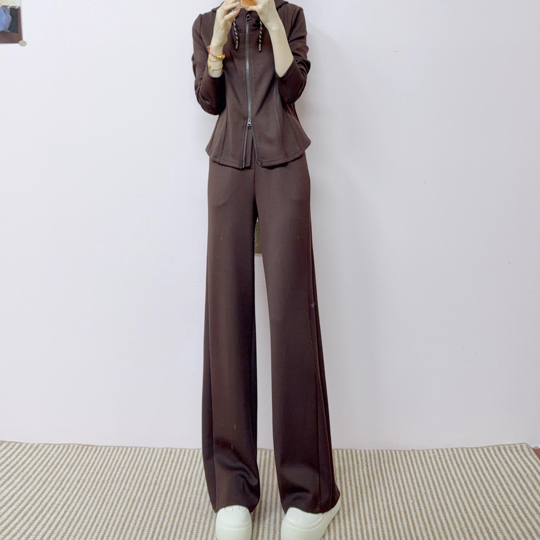 Spring 2026 Fashion: Versatile Hooded Sweatshirt & Casual Sweatpants Set L (55-60 kg) коричневый
Spring 2026 Fashion: Versatile Hooded Sweatshirt & Casual Sweatpants Set L (55-60 kg) коричневый