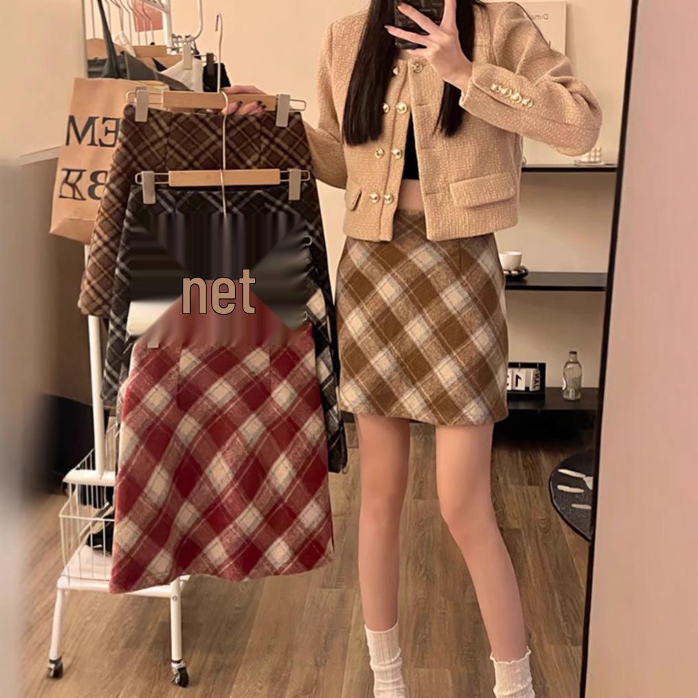 Plus Size Women s Retro Plaid Wool Blend Mini Skirt - High Waist A-Line Slimming Skirt for Spring and Autumn XS
Plus Size Women s Retro Plaid Wool Blend Mini Skirt - High Waist A-Line Slimming Skirt for Spring and Autumn XS