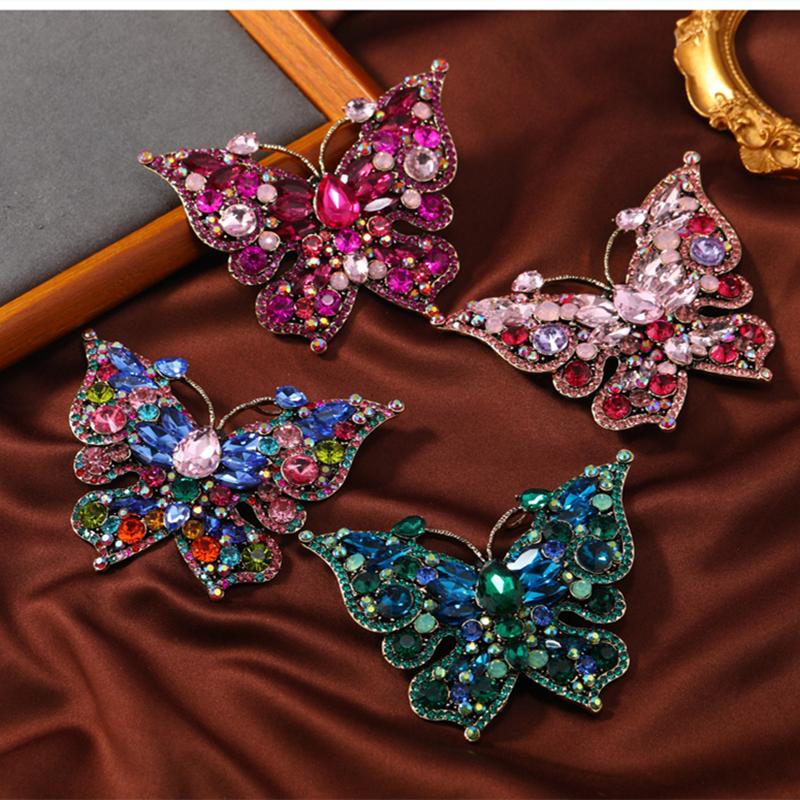 Vintage Luxury Big Glass Rhinestone Shiny Butterfly Brooches Pins For Women Shiny Boutique Decoration Corsage Banquet Pin Brooch
Vintage Luxury Big Glass Rhinestone Shiny Butterfly Brooches Pins For Women Shiny Boutique Decoration Corsage Banquet Pin Brooch
