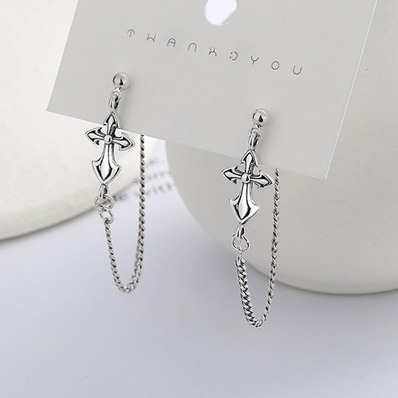 925 Sterling Silver Locke Cross Chain E020 Earrings
925 Sterling Silver Locke Cross Chain E020 Earrings
