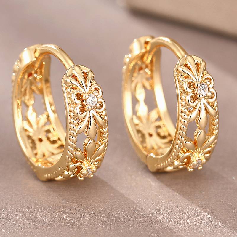 HuitanTrendy Women Hoop Earrings Hollow Out Design Wedding Party Elegant Jewelry Silver Color/Gold Color Inlaid CZ Accessories
HuitanTrendy Women Hoop Earrings Hollow Out Design Wedding Party Elegant Jewelry Silver Color/Gold Color Inlaid CZ Accessories