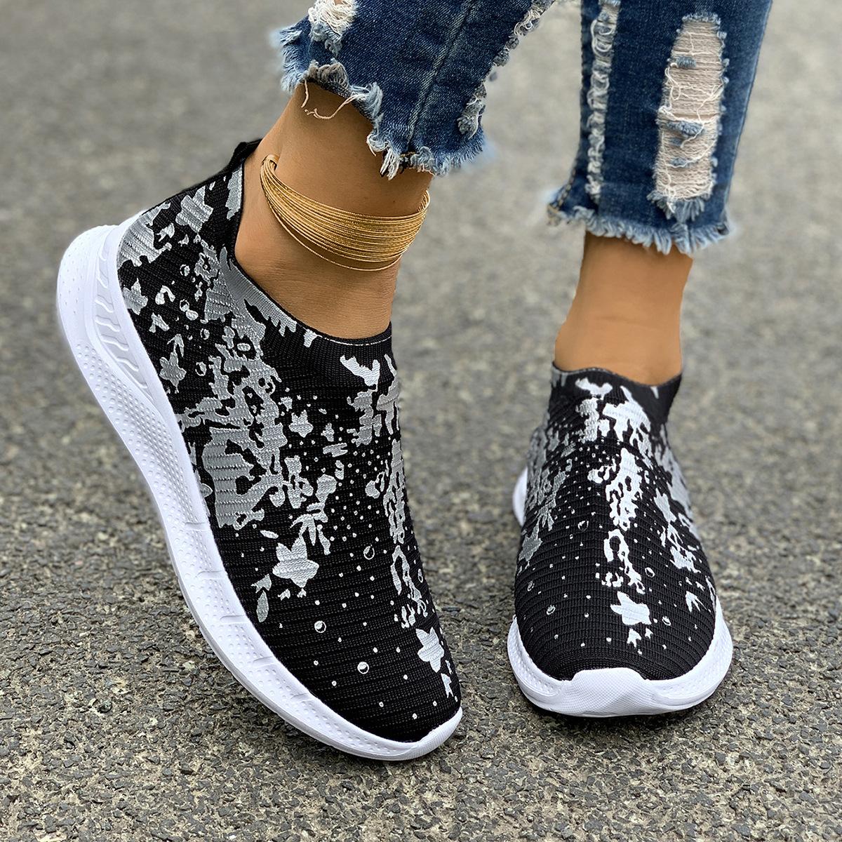 Mesh fly-woven casual shoes for women in the spring and autumn of 2024, new European and American foreign trade flat-bottomed round head comfortabl 36 чёрный
Mesh fly-woven casual shoes for women in the spring and autumn of 2024, new European and American foreign trade flat-bottomed round head comfortabl 36 чёрный