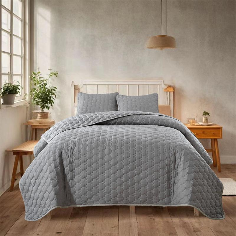 Double-Sided Washed Cotton Quilted Bedspread 264x229 - European & American Summer Quilt Set, Solid Color, Three-Piece 173*229 Set (Pillowcase 51*66)
Double-Sided Washed Cotton Quilted Bedspread 264x229 - European & American Summer Quilt Set, Solid Color, Three-Piece 173*229 Set (Pillowcase 51*66)