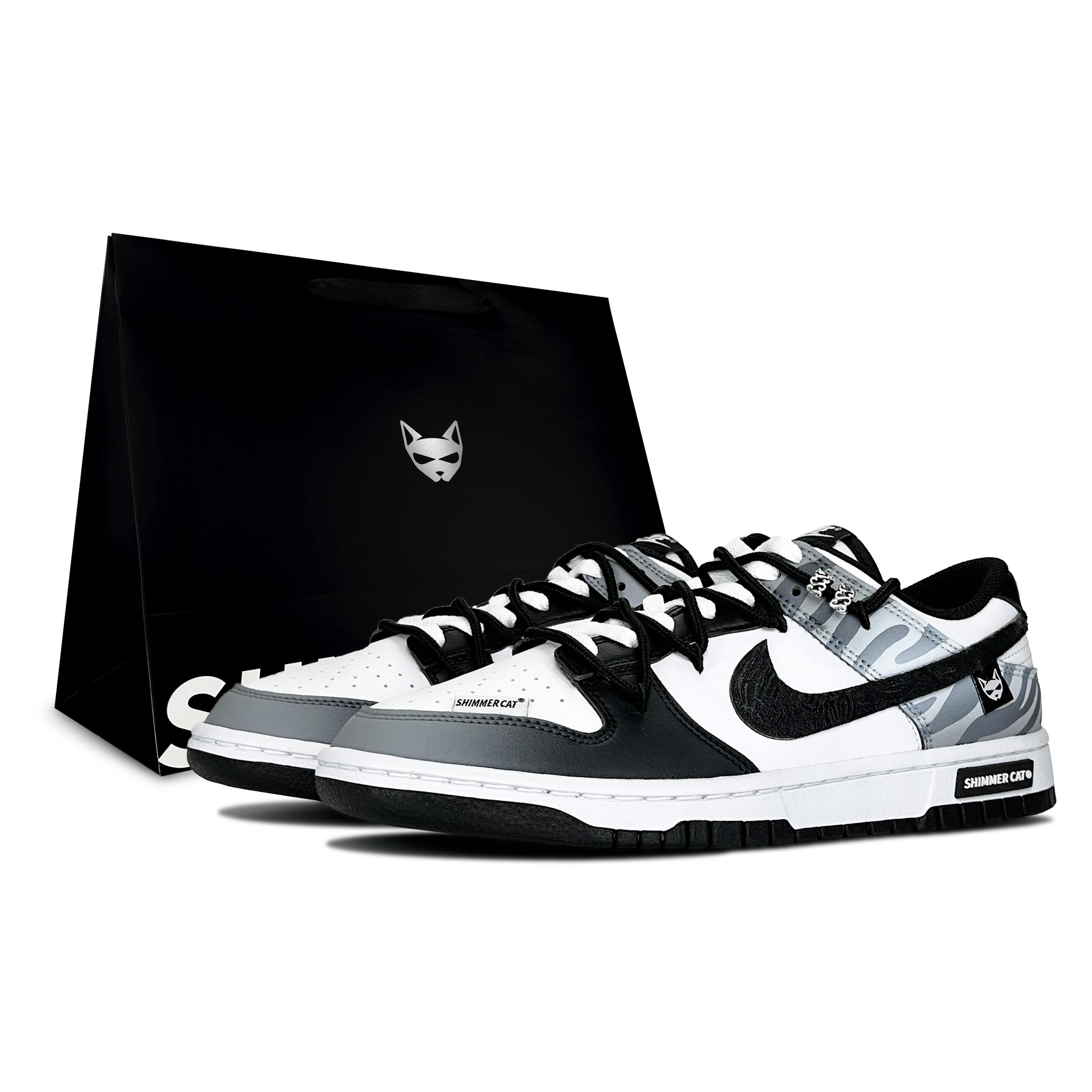 Nike Dunk Momentary Hunter, Mythical Beast From The Mountains And Seas, Shimmery Cat Waterproof Cushioning Low top HF5441-100(Team79-S-BOX) 39
Nike Dunk Momentary Hunter, Mythical Beast From The Mountains And Seas, Shimmery Cat Waterproof Cushioning Low top HF5441-100(Team79-S-BOX) 39