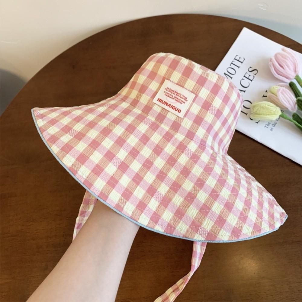 Korean Style Plaid Bucket Hat Versatile Large Brim Sun Cap New Fisherman Hat for Summer Travel рожевий
Korean Style Plaid Bucket Hat Versatile Large Brim Sun Cap New Fisherman Hat for Summer Travel рожевий