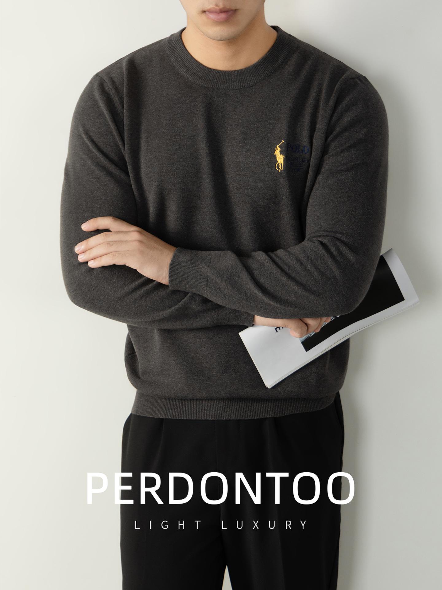 Aristocrat Style Men s Wool Modal Sweater with Horse Logo Embroidery - 2025 Autumn/Winter Collection XL
Aristocrat Style Men s Wool Modal Sweater with Horse Logo Embroidery - 2025 Autumn/Winter Collection XL