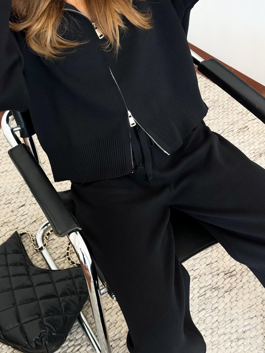 Windy Knit Set Women Loose Soft Pullover Sweater + Wide Leg Pants Two Piece Outfit One Size чёрный
Windy Knit Set Women Loose Soft Pullover Sweater + Wide Leg Pants Two Piece Outfit One Size чёрный