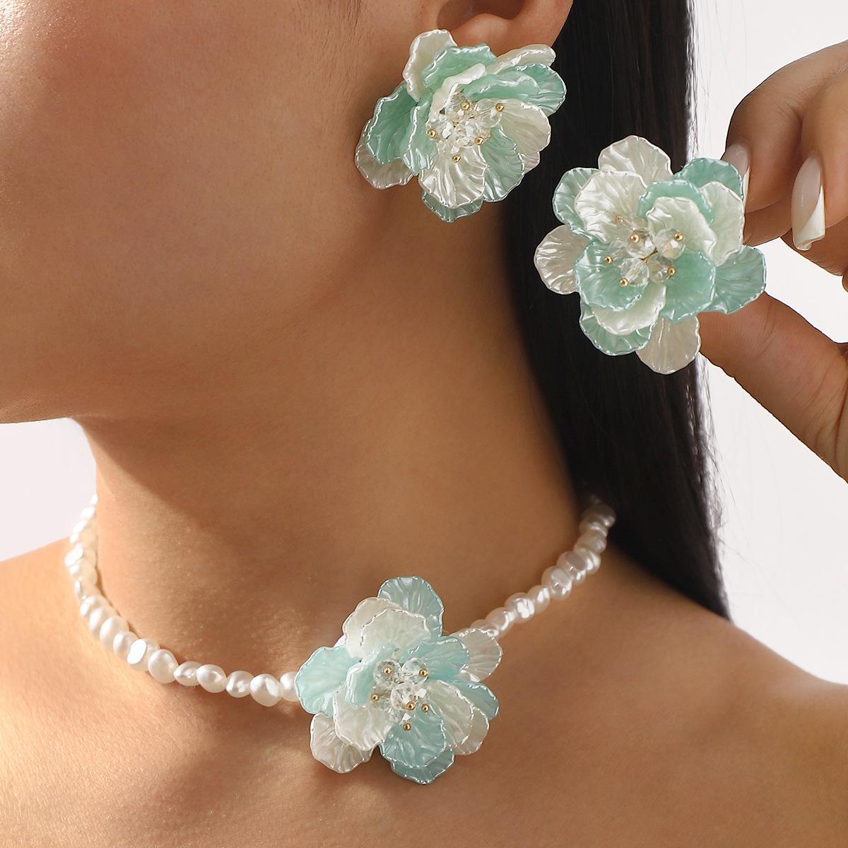 Tooxika French Retro Romantic Three-dimensional Camellia Pearl Necklace Fresh Sweet Temperament Light Luxury Necklace Female
Tooxika French Retro Romantic Three-dimensional Camellia Pearl Necklace Fresh Sweet Temperament Light Luxury Necklace Female