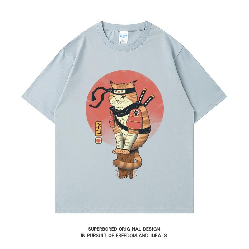 220GSM Тяжелая футболка из 100% хлопка Футболка Shinobi Cat Print Мужская повседневная футболка с круглым вырезом Базовые мужские топы Футболка
220GSM Тяжелая футболка из 100% хлопка Футболка Shinobi Cat Print Мужская повседневная футболка с круглым вырезом Базовые мужские топы Футболка