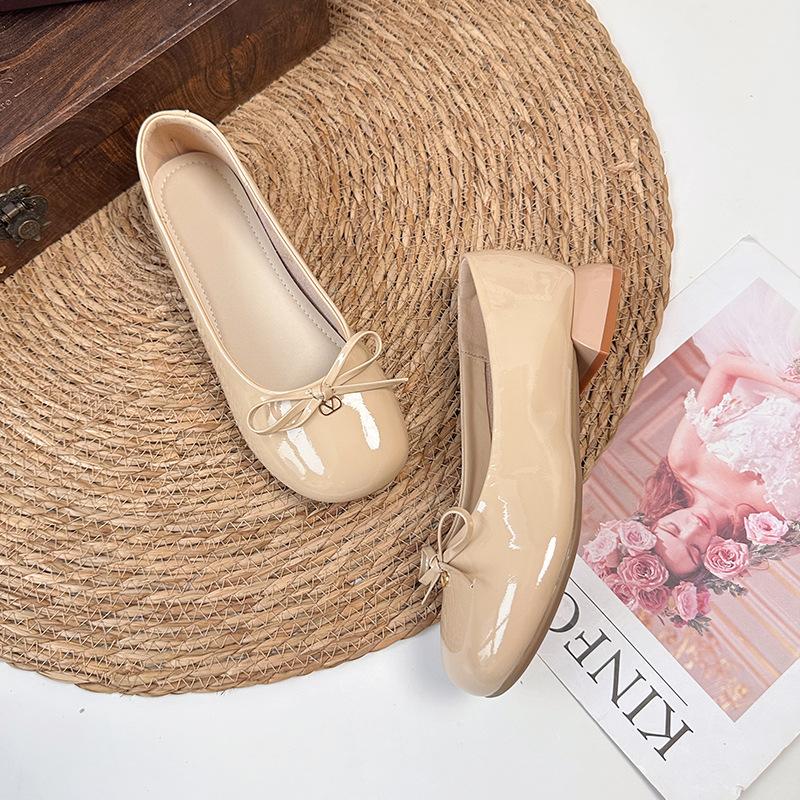 Leather bow Mary Jane shoes summer new light luxury high-end fashion single shoes versatile women s shoes 40 абрикосовий
Leather bow Mary Jane shoes summer new light luxury high-end fashion single shoes versatile women s shoes 40 абрикосовий