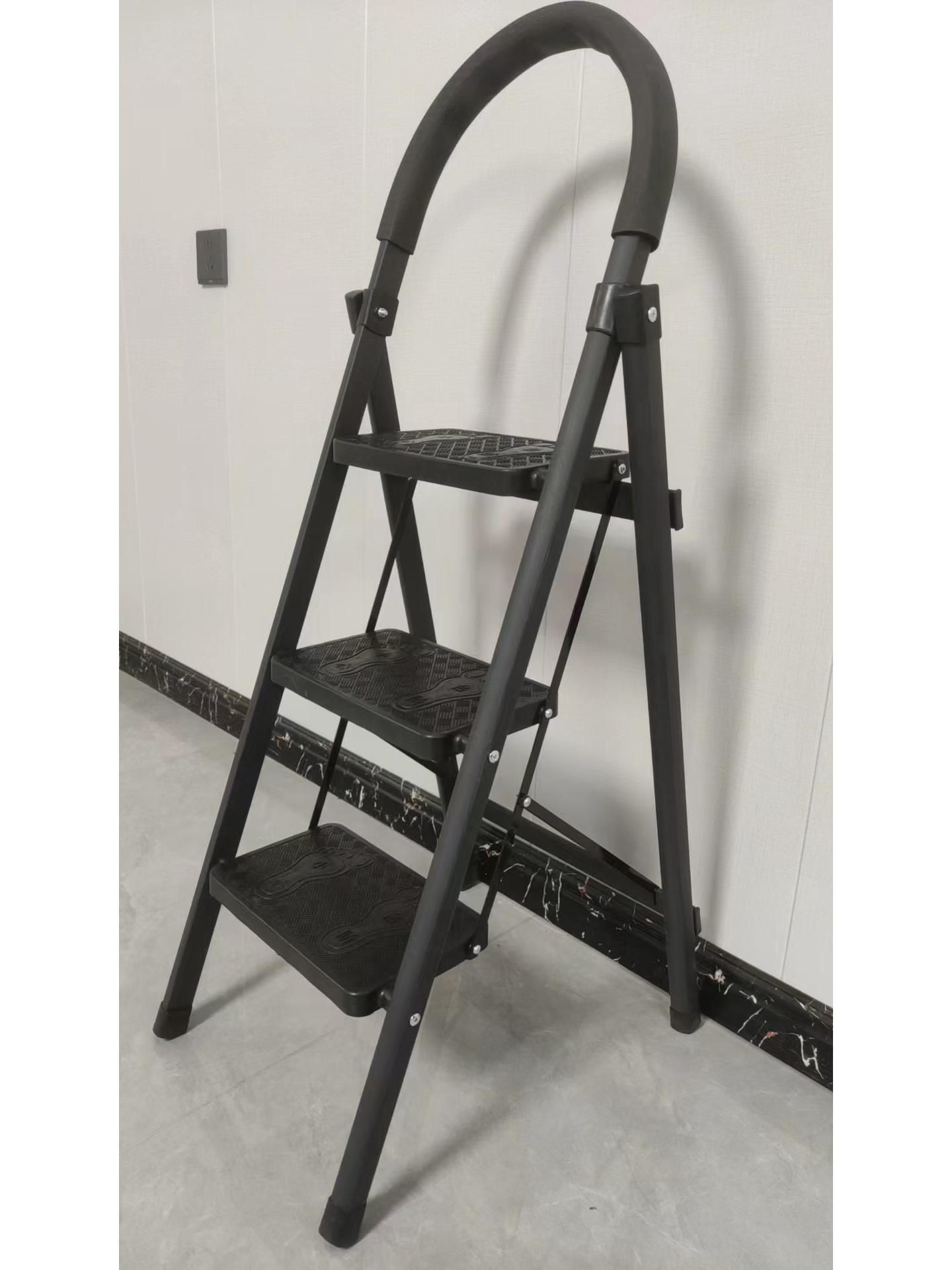 Компактная складная телескопическая лестница из углеродистой стали - 4/5 ступенчатая конструкция елочкой для использования в помещении
Компактная складная телескопическая лестница из углеродистой стали - 4/5 ступенчатая конструкция елочкой для использования в помещении