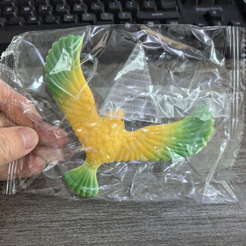 Plastic Balance Bird With Pyramid Combination Set Physical Science Adults Office Desktop Fun Novelty Trick Party Gifts Children 7.5X6.5CM
Plastic Balance Bird With Pyramid Combination Set Physical Science Adults Office Desktop Fun Novelty Trick Party Gifts Children 7.5X6.5CM
