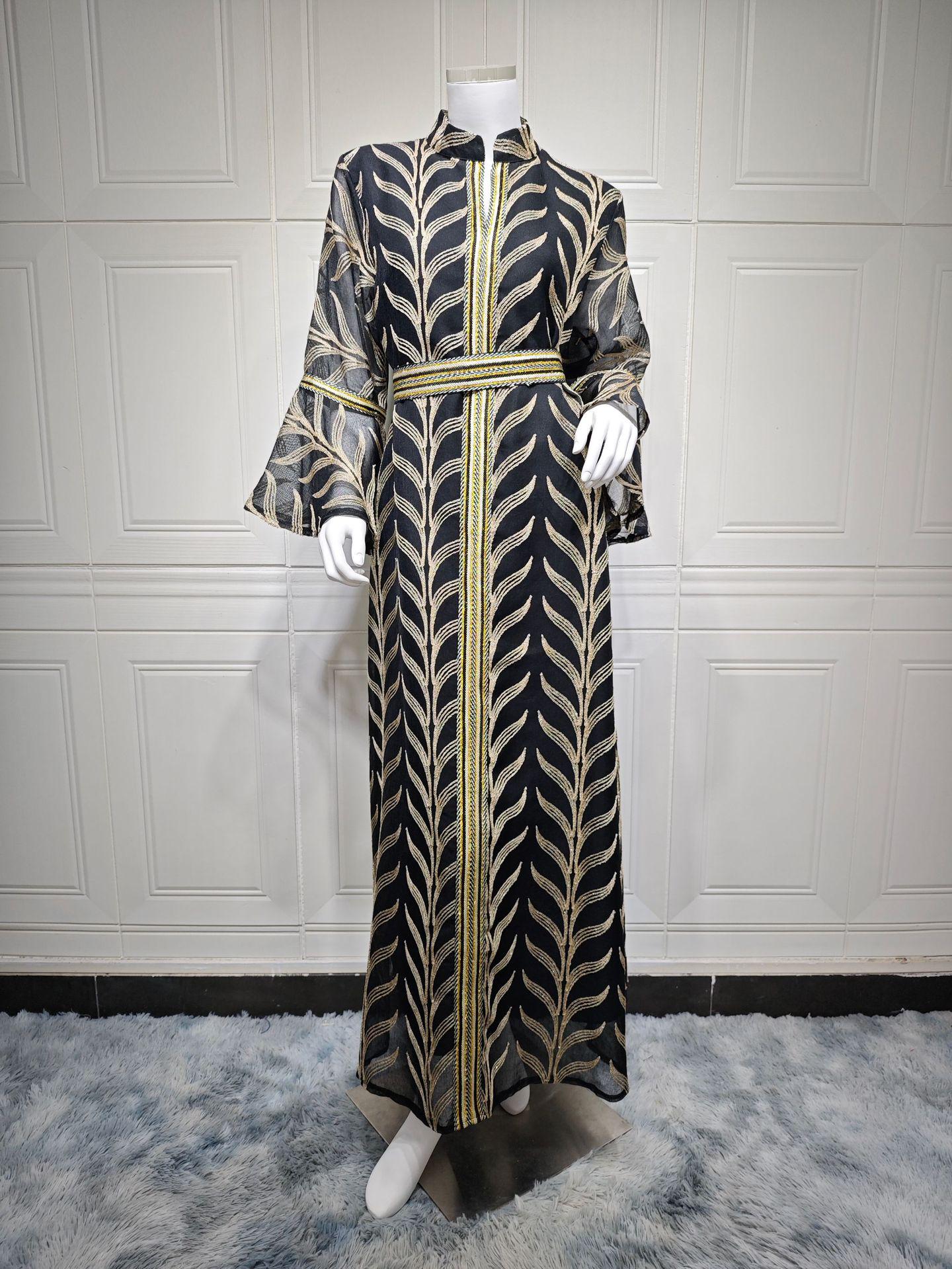 AB401 Элегантное длинное платье с вышитыми рукавами-колокольчиками для ближневосточного и западного стилей Extra Large чёрный
AB401 Элегантное длинное платье с вышитыми рукавами-колокольчиками для ближневосточного и западного стилей Extra Large чёрный