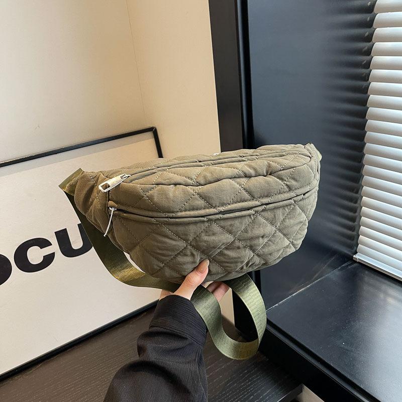 Soft Rhombus Small Breast Bag Women s Trend Fashion Versatile Casual Fanny Bag One Shoulder Crossbody Bag зелений
Soft Rhombus Small Breast Bag Women s Trend Fashion Versatile Casual Fanny Bag One Shoulder Crossbody Bag зелений
