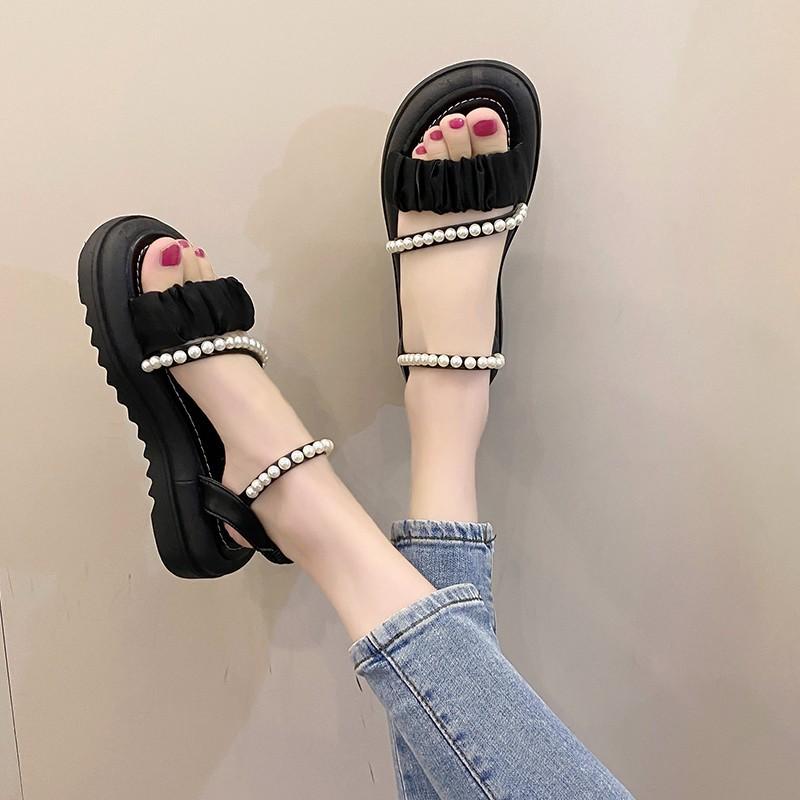 New sandals women s summer new beach shoes flat bottom wear non-slip 35 чорний
New sandals women s summer new beach shoes flat bottom wear non-slip 35 чорний