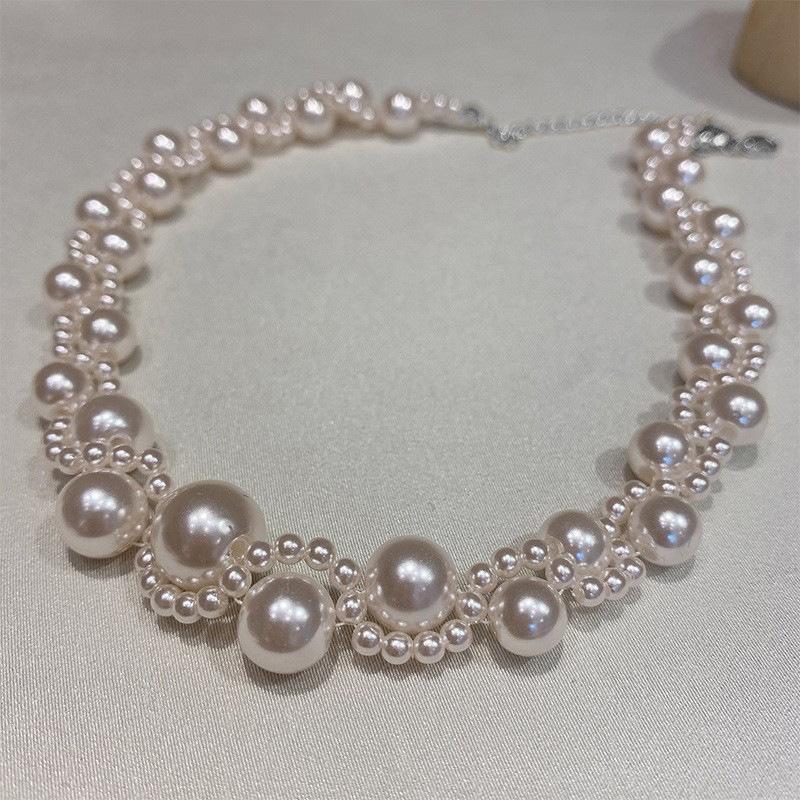 Luxury pearl necklace trendy collarbone chain Internet celebrity simple neck jewelry isn t female
Luxury pearl necklace trendy collarbone chain Internet celebrity simple neck jewelry isn t female