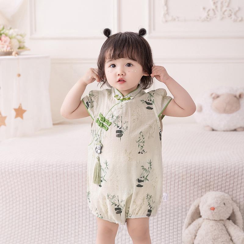 Baby Girl Summer Cheongsam Romper: Chinese Frog Button Onesie for 1-Year-Old (2025) 73 cm Tag светло-зеленый
Baby Girl Summer Cheongsam Romper: Chinese Frog Button Onesie for 1-Year-Old (2025) 73 cm Tag светло-зеленый