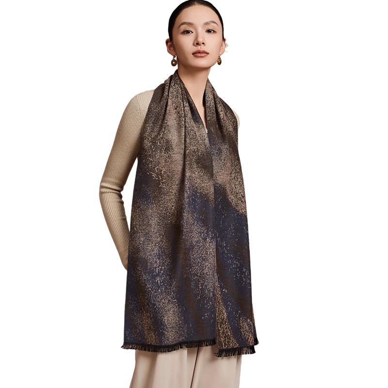 Women s Autumn Winter Mulberry Silk Scarf Shawl 180x30cm (with tassels)
Women s Autumn Winter Mulberry Silk Scarf Shawl 180x30cm (with tassels)