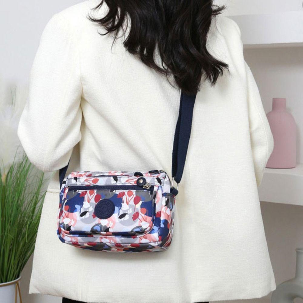 Printing Middle Aged Tote Bag Multi-layer Mobile Phone Bag Mother s Day Gift Style2
Printing Middle Aged Tote Bag Multi-layer Mobile Phone Bag Mother s Day Gift Style2