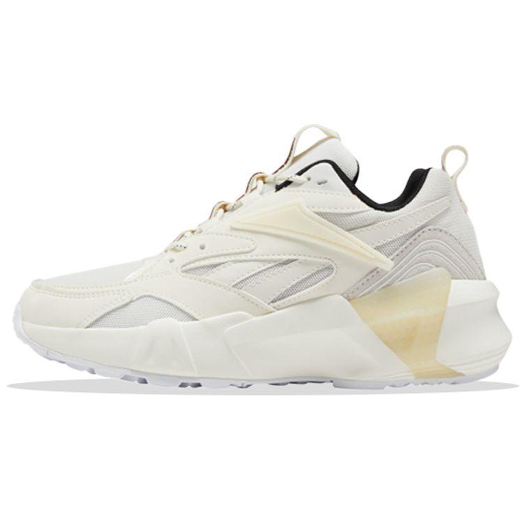 Reebok Aztrek Double Mix Chalk Женские кроссовки белые классические-белые черные EF4565
Reebok Aztrek Double Mix Chalk Женские кроссовки белые классические-белые черные EF4565