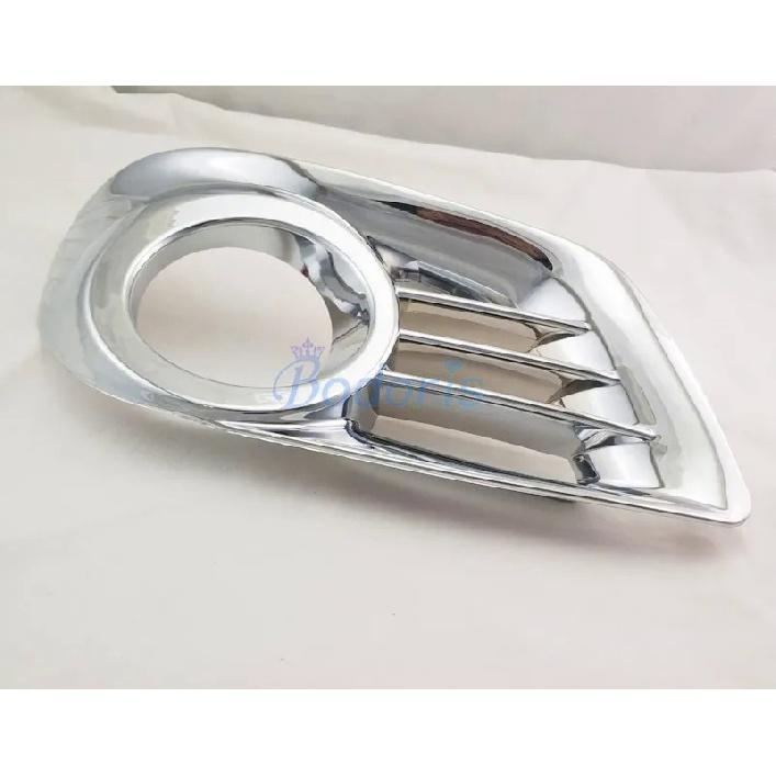 Для Toyota Hilux Vigo 2005 2006 2007 2008 2009 2010 крышка передней противотуманной фары накладная накладка на рамку хромированные аксессуары для стайлинга автомобиля
Для Toyota Hilux Vigo 2005 2006 2007 2008 2009 2010 крышка передней противотуманной фары накладная накладка на рамку хромированные аксессуары для стайлинга автомобиля