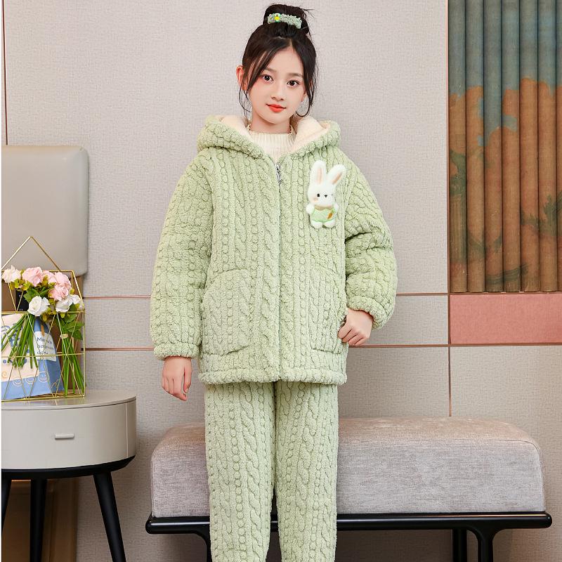 Kids Winter Fleece Pajama Set – Warm Three-Layer Flannel for Girls & Boys Size 90 (85-90 cm) зелений
Kids Winter Fleece Pajama Set – Warm Three-Layer Flannel for Girls & Boys Size 90 (85-90 cm) зелений