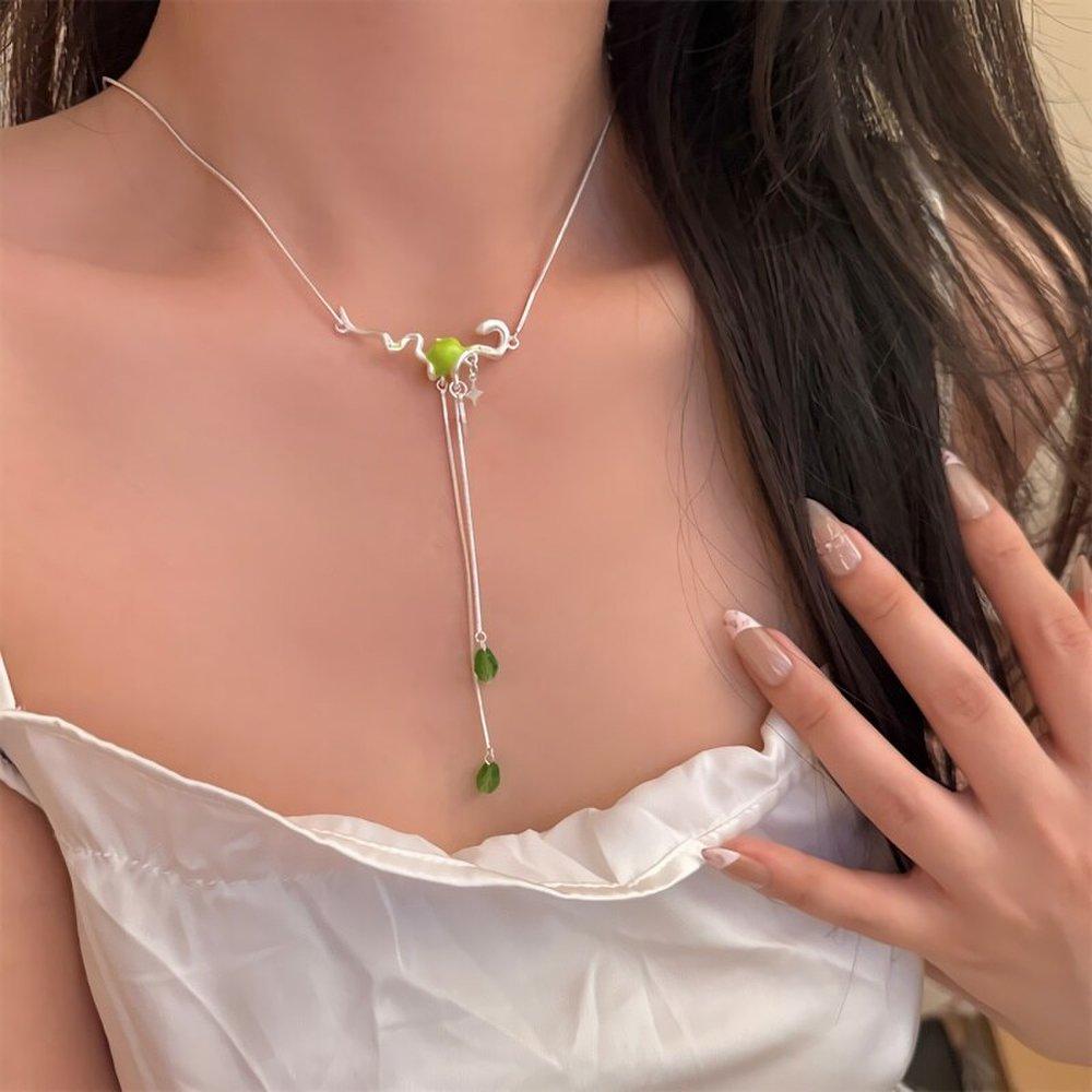 Women s Green Apple Anaconda Bead Tassel Long Necklace
Women s Green Apple Anaconda Bead Tassel Long Necklace