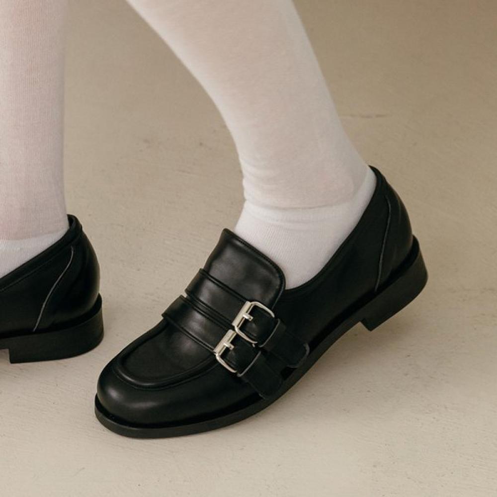 Elizabeth Stewart Double Strap Classic Loafer Ebal157142 blacks/225
Elizabeth Stewart Double Strap Classic Loafer Ebal157142 blacks/225