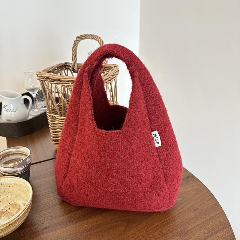 Женские шерстяные сумки в корейском стиле: Модный, высококачественный, простой, однотонный, универсальный для осени/зимы темно-красного
Женские шерстяные сумки в корейском стиле: Модный, высококачественный, простой, однотонный, универсальный для осени/зимы темно-красного