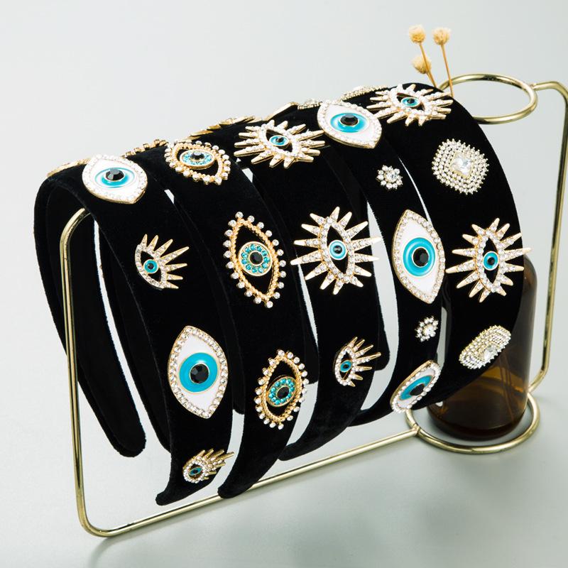 Korean Style Black Velvet Devil s Eye Headband - Fashionable, Comfortable Hair Accessory.
Korean Style Black Velvet Devil s Eye Headband - Fashionable, Comfortable Hair Accessory.