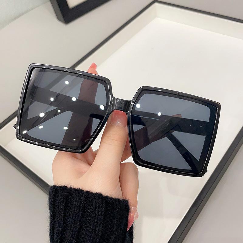 JYL TS Plain Frame Sunglasses Women UV Protection Fashion 2332 A-9235 урожай золотий колір
JYL TS Plain Frame Sunglasses Women UV Protection Fashion 2332 A-9235 урожай золотий колір