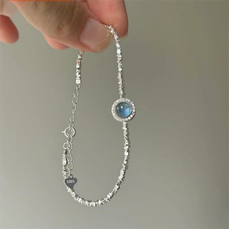 Циркон гравий серебристый черный денит смола браслет мода высокое чувство темперамент браслет универсальный нишевый изысканные украшения
Циркон гравий серебристый черный денит смола браслет мода высокое чувство темперамент браслет универсальный нишевый изысканные украшения