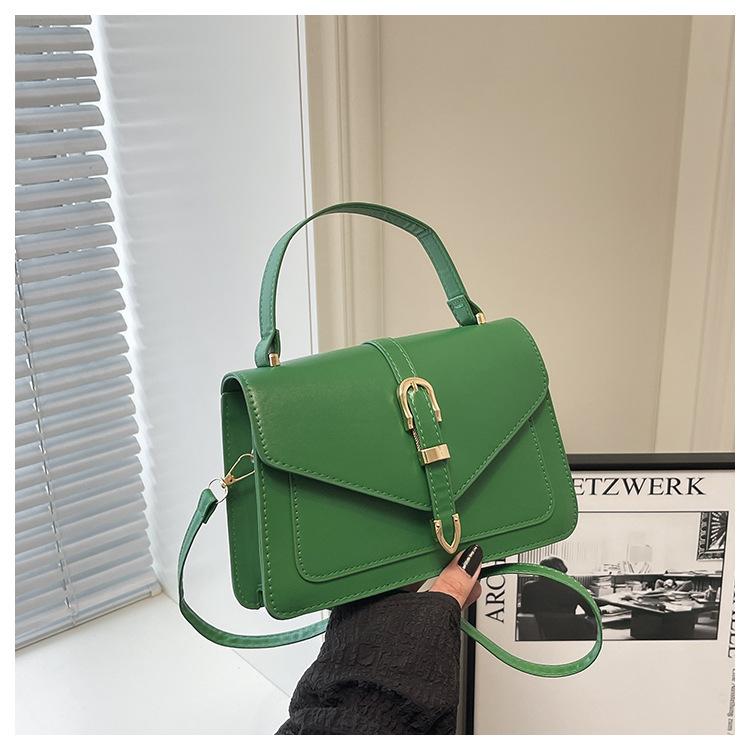 Women s Crossbody Bag Solid Color PU Leather Top Handle Flap Fashi Handbag Simple Design Stylish Messenger Shoulder Bag зелёный
Women s Crossbody Bag Solid Color PU Leather Top Handle Flap Fashi Handbag Simple Design Stylish Messenger Shoulder Bag зелёный