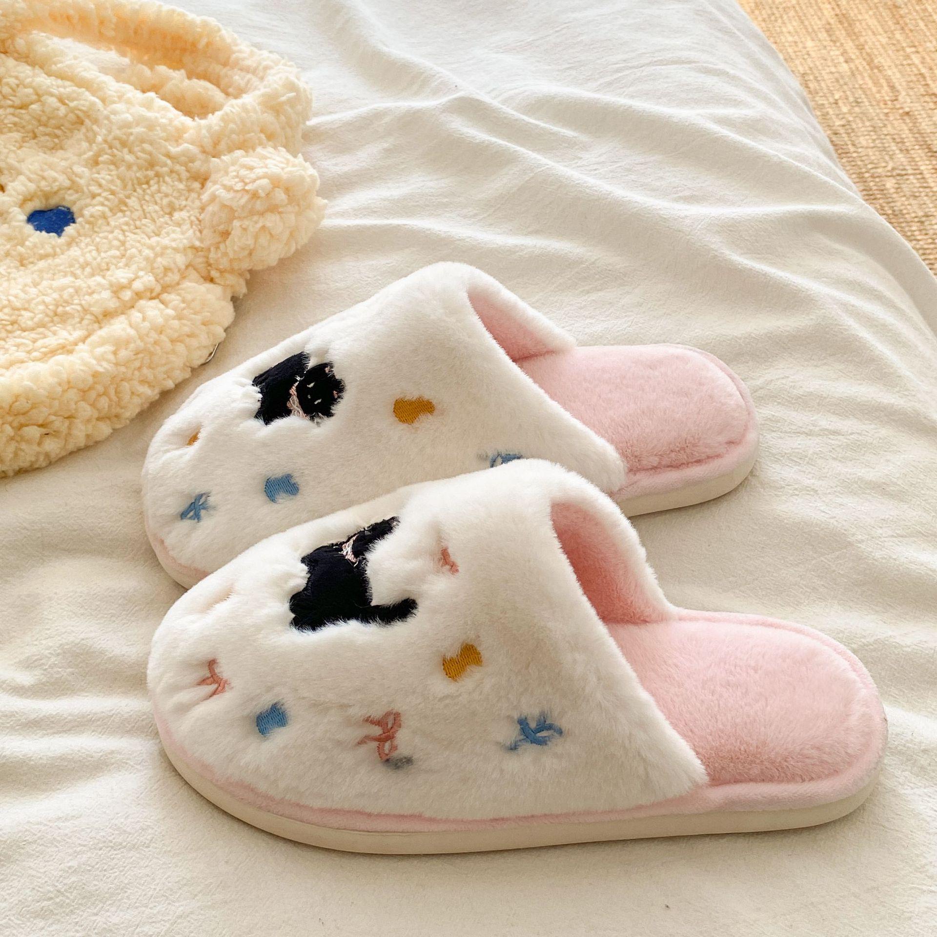 Cozy Fluffy Kitten Embroidered Cotton Slippers for Women - Autumn/Winter Indoor Comfort Size 38-39
Cozy Fluffy Kitten Embroidered Cotton Slippers for Women - Autumn/Winter Indoor Comfort Size 38-39